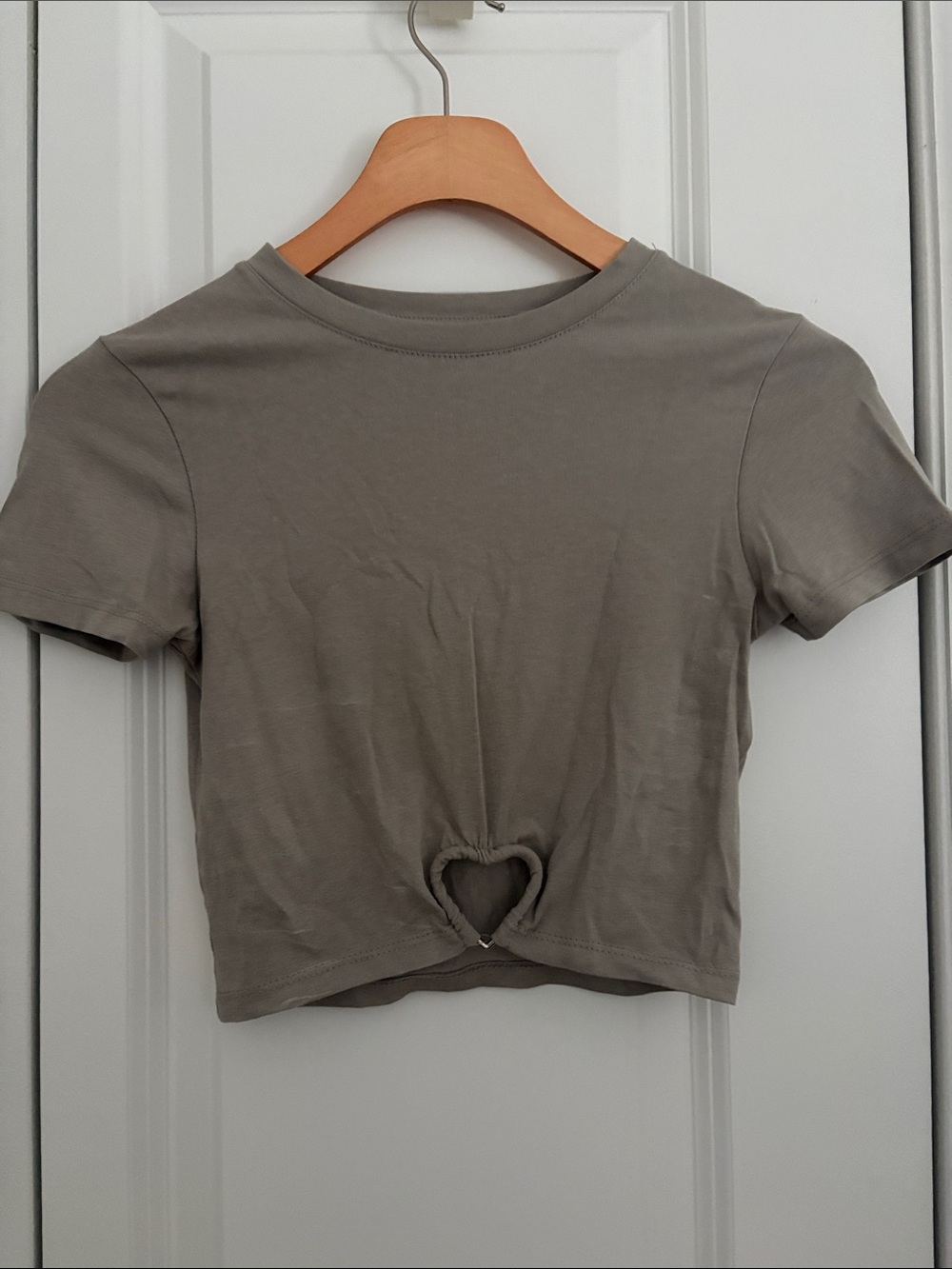 Heart Cutout Crop Tee in Taupe